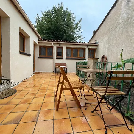 Proche Bordeaux Centre, Kedge,stade ,hopitaux Et Universitee Cosy Avec Cuisine Equipee Et Terrasse Ensoleillee 公寓 塔朗斯