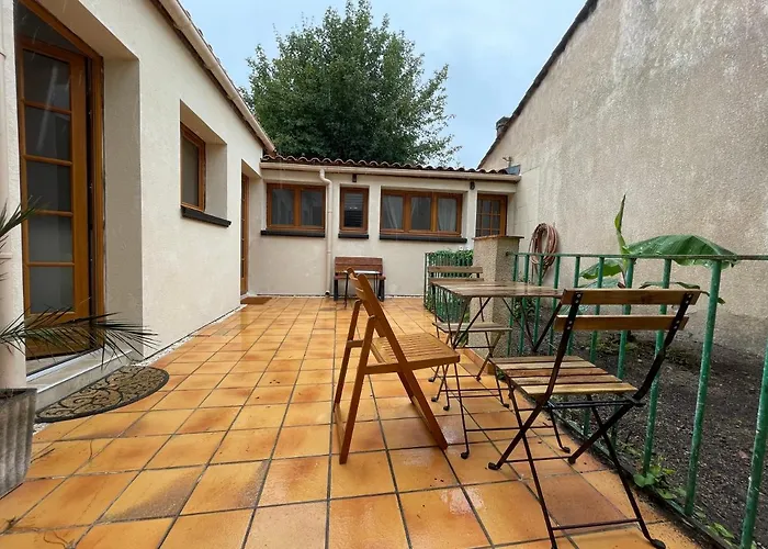 Proche Bordeaux Centre, Kedge,stade ,hopitaux Et Universitee Cosy Avec Cuisine Equipee Et Terrasse Ensoleillee Apartman Talence